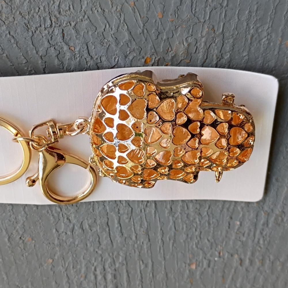 Gold Skull Keychain with Rhinestones - Picture 4 of 8